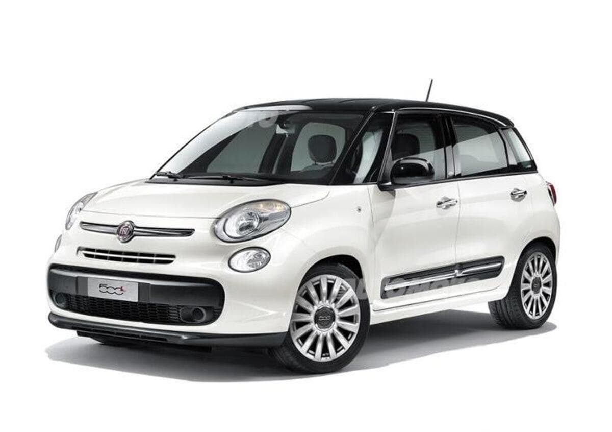Fiat 500L in esposizione